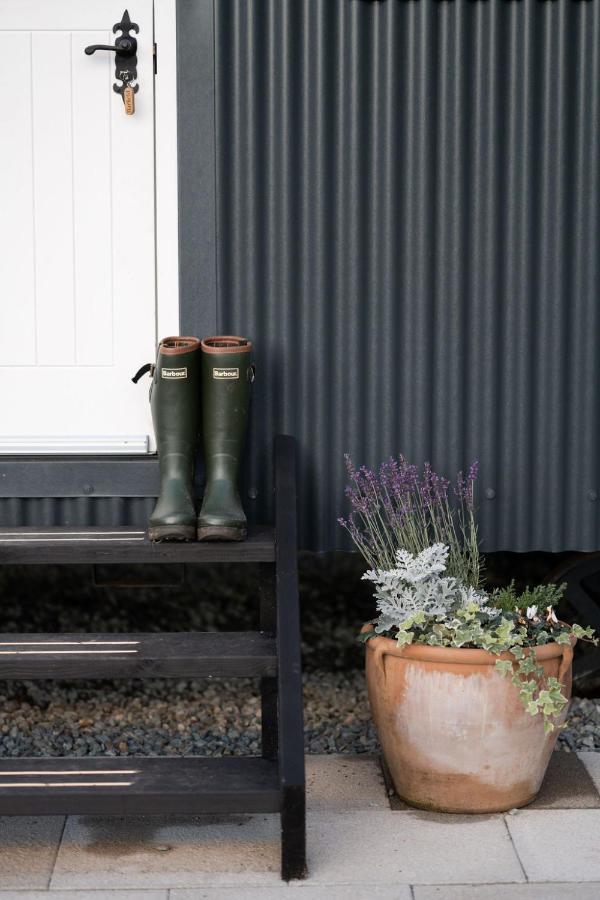 Barfield Shepherds Hut Magherafelt Extérieur photo