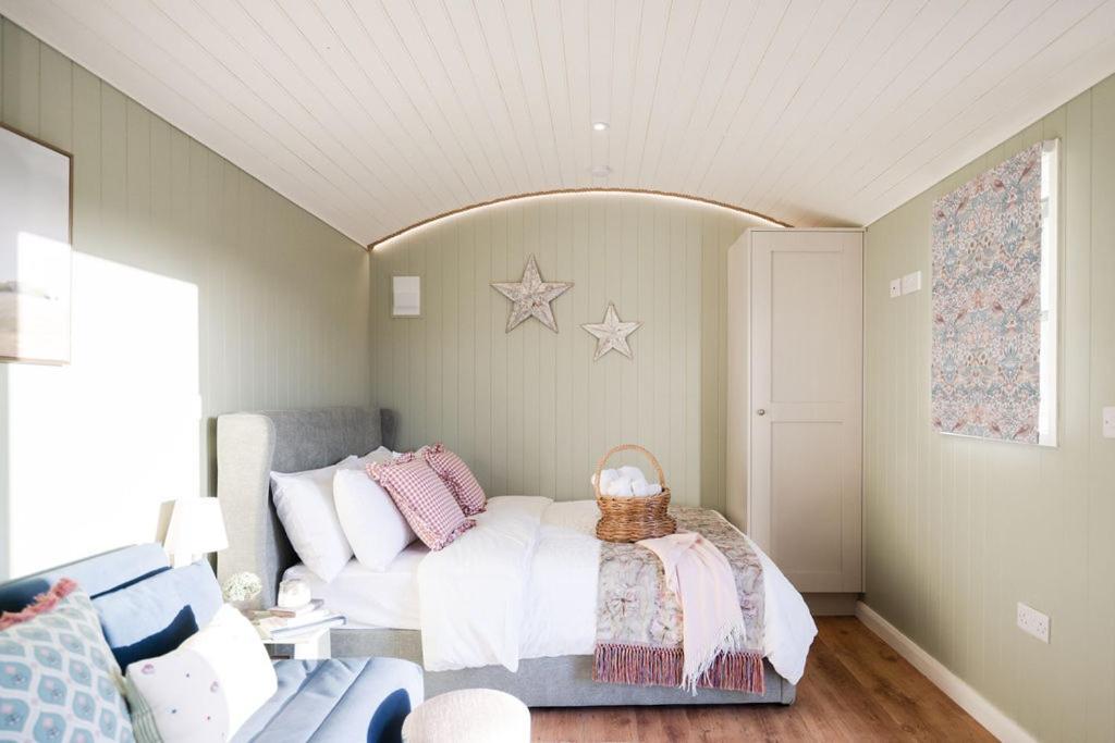 Barfield Shepherds Hut Magherafelt Extérieur photo